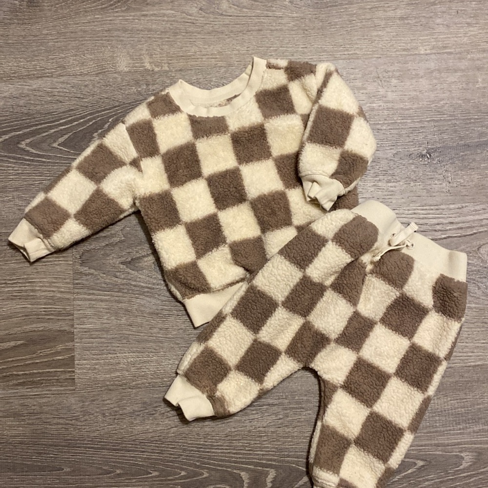 Baby Gap 6-12 month matching set